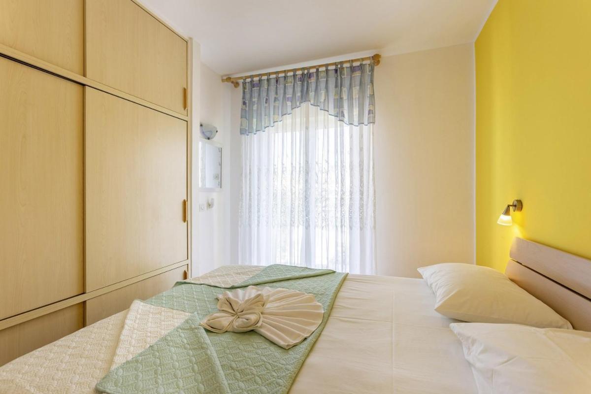 Milka In Medulin * Istrien Hotel Exterior photo